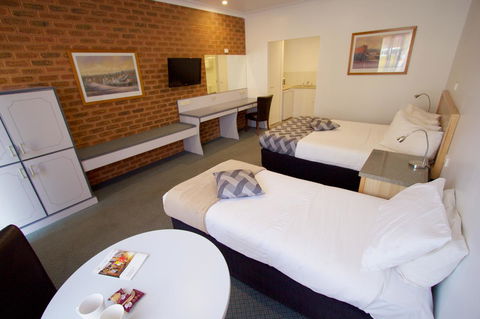 Albury Paddlesteamer Motel - Accommodation Asia 36