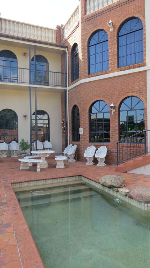 Albury Paddlesteamer Motel - Accommodation Asia 4