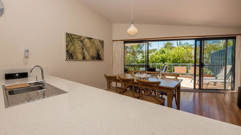 Byron Quarter Apartments - Accommodation Guide 32
