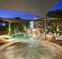 Ramada Resort by Wyndham Flynns Beach - Accommodation Guide