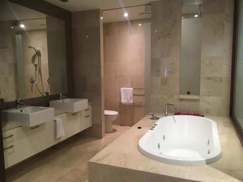 Santai 321 Beachside Studio - Accommodation Asia 9