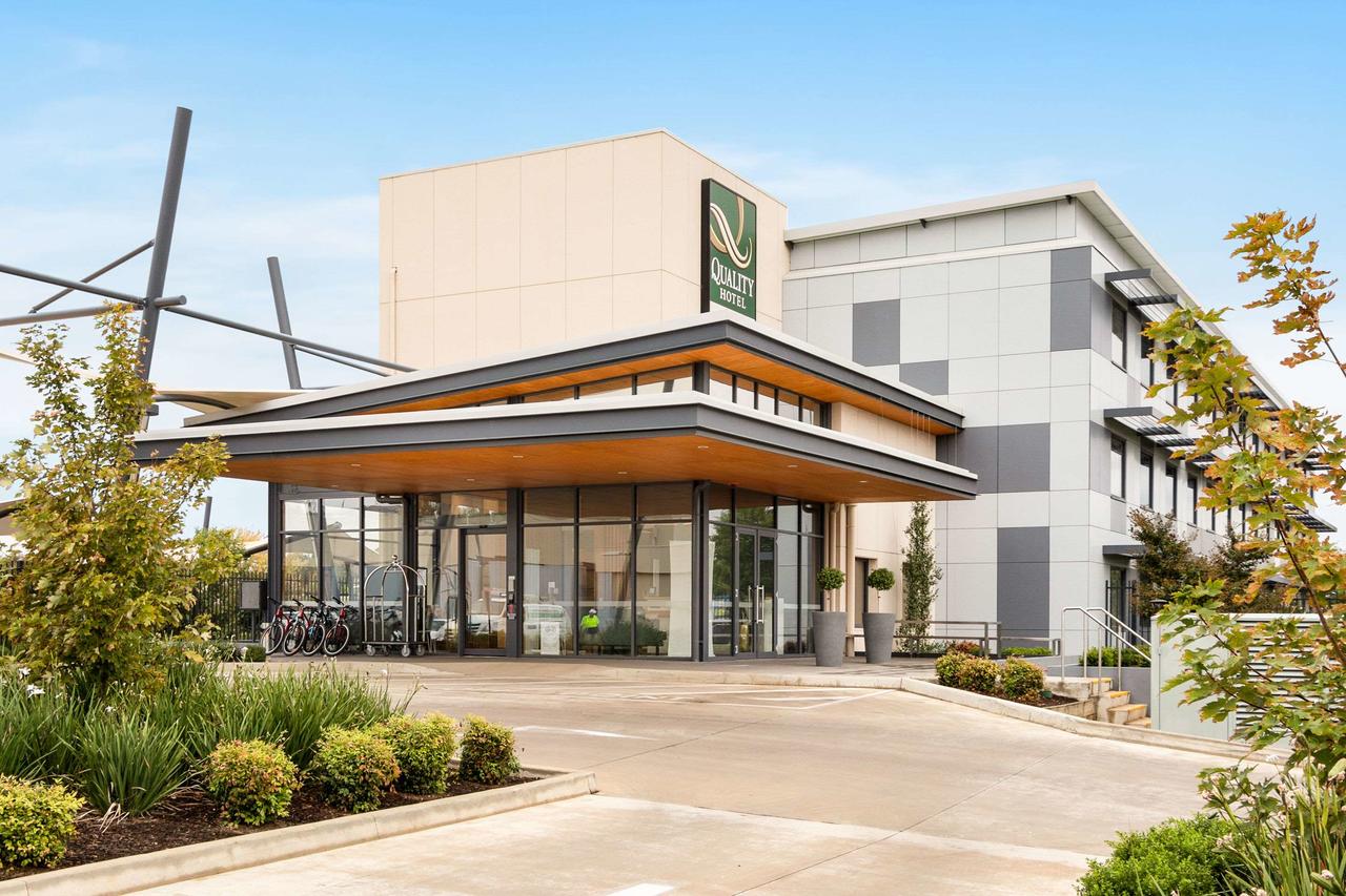 Glenfield Park NSW Accommodation Asia