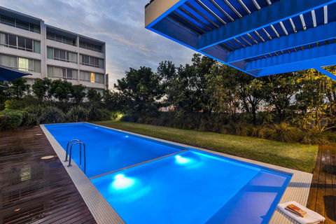 Oaks Nelson Bay Lure Suites - Accommodation Asia 11