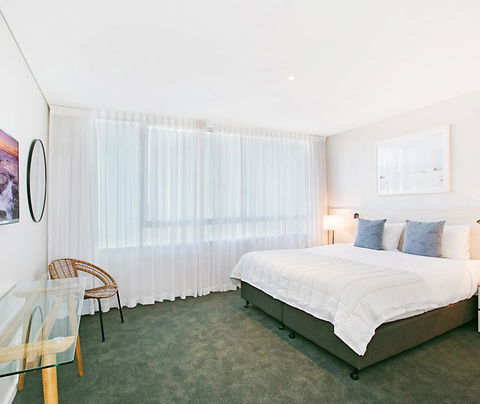 Oaks Nelson Bay Lure Suites - Accommodation Asia 2