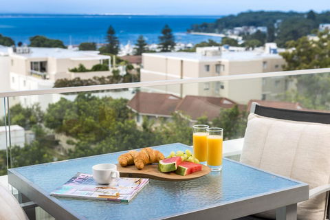 Oaks Nelson Bay Lure Suites - Accommodation Asia 6