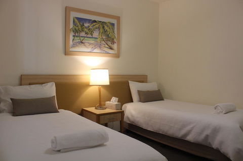 The Boathouse Resort Luxury Apartments - Accommodation Asia 3