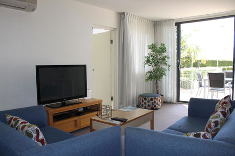 The Boathouse Resort Luxury Apartments - Accommodation Asia 5