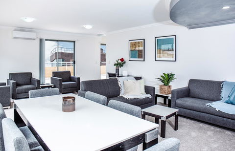 DD Apartments On Darling Harbour - Accommodation Guide 10