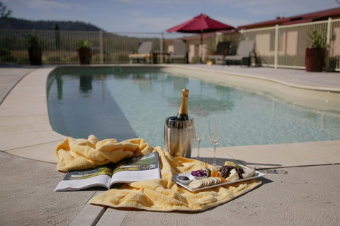 Nightingale Villas - Accommodation Guide 10