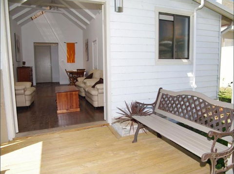 Jupiter, 3 Scott Street - Accommodation Asia 2