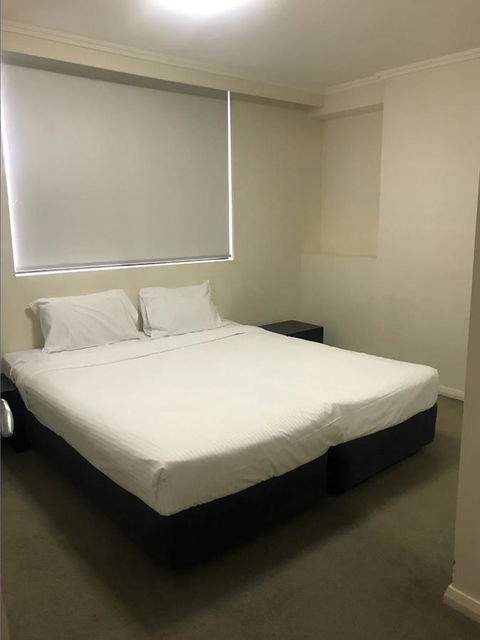 Fiori Apartments - Accommodation Guide 5