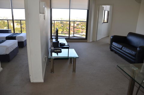 Fiori Apartments - Accommodation Guide 28
