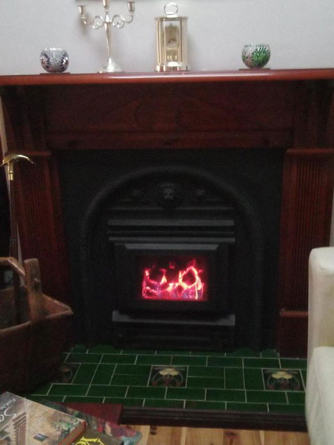 Boot Makers Cottage - Accommodation Asia 9