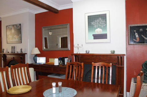 Boot Makers Cottage - Accommodation Asia 3