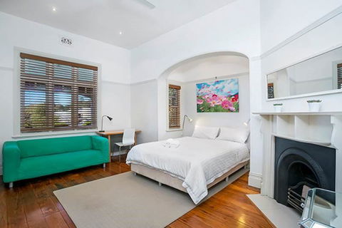Holiday Home Fairy Bower Road Manly FAB05 - Accommodation Asia 2