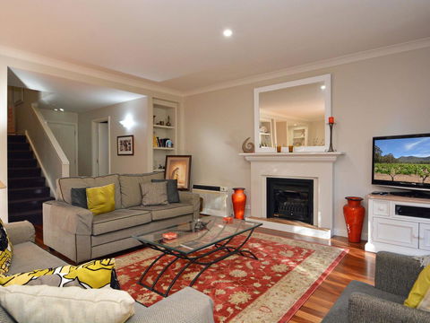Villa 3br Chianti Villa Located Within Cypress Lakes Resort - Accommodation Guide 18
