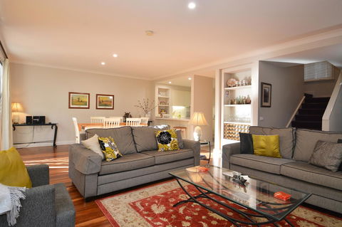 Villa 3br Chianti Villa Located Within Cypress Lakes Resort - Accommodation Guide 2