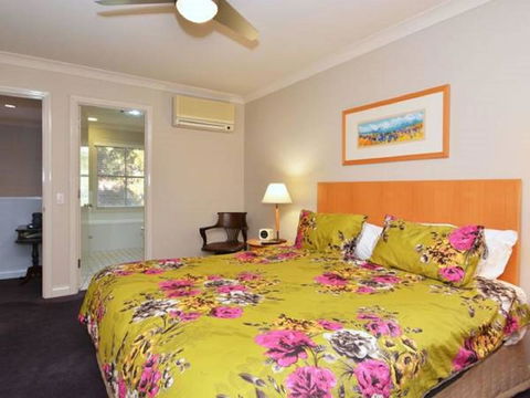 Villa 3br Chianti Villa Located Within Cypress Lakes Resort - Accommodation Guide 9