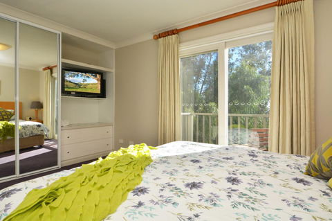 Villa 3br Chianti Villa Located Within Cypress Lakes Resort - Accommodation Guide 12
