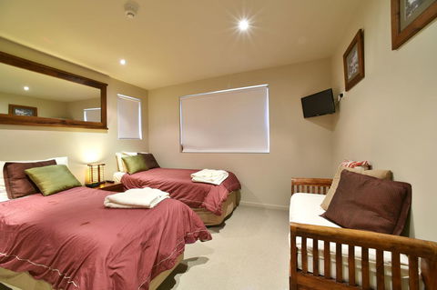 Snowstream 4 - Accommodation Asia 3