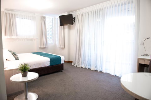 Copacabana Shores - Accommodation Asia 15