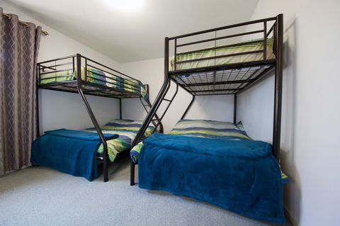 Condo 105 @ Horizons Golf Resort - Salamander Bay NSW - Accommodation Asia 10