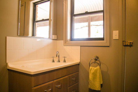 Ironstone Estate Lovedale - Accommodation Asia 12