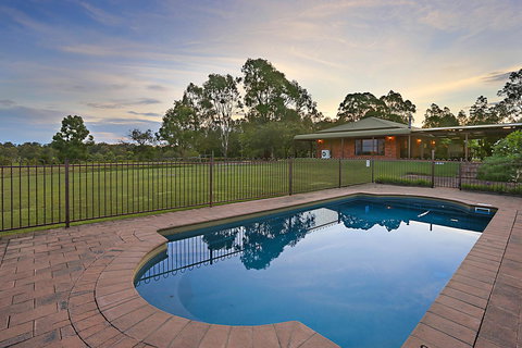 Ironstone Estate Lovedale - Accommodation Asia 0
