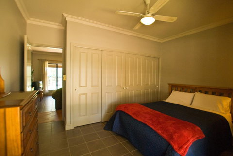 Ironstone Estate Lovedale - Accommodation Asia 33