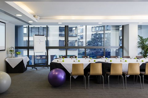 Novotel Newcastle Beach - Accommodation Guide 19