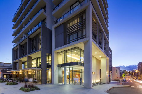 Novotel Newcastle Beach - Accommodation Guide 3
