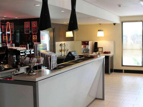 Ibis Newcastle - Accommodation Asia 41