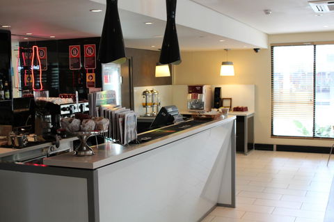 Ibis Newcastle - Accommodation Asia 7