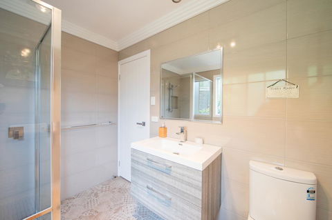 Armidale Cottage - House 2 - Accommodation Asia 29