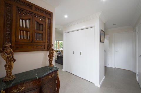 Armidale Cottage - House 2 - Accommodation Asia 10