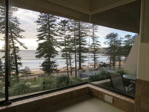 Manly Paradise Motel & Apartments - Accommodation Asia 36