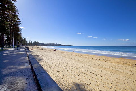 Manly Paradise Motel & Apartments - Accommodation Asia 8