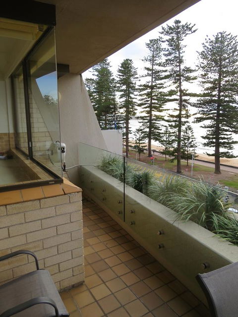 Manly Paradise Motel & Apartments - Accommodation Asia 40