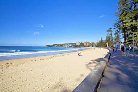 Manly Paradise Motel & Apartments - Accommodation Asia 3
