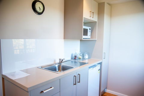 Sinclairs Country Retreat - Accommodation Guide 5