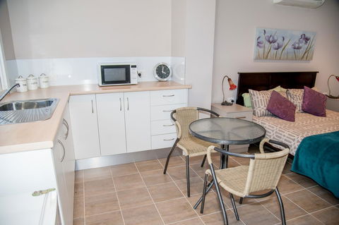 Sinclairs Country Retreat - Accommodation Guide 40