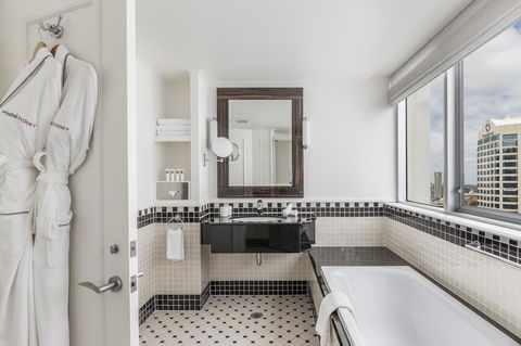 Swissotel Sydney - Accommodation Asia 35