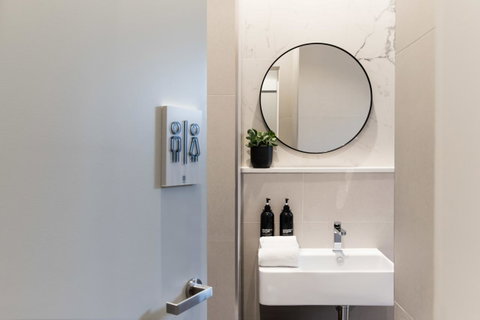 The Baxley Bondi - Accommodation Guide 38