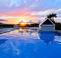 Oaks Waterfront Resort - Accommodation Asia