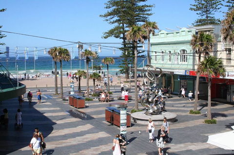 Oversized 2 Bedroom Manly Beach House - Accommodation Asia 15