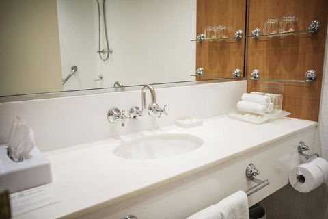 Sydney Harbour Hotel - Accommodation Asia 24