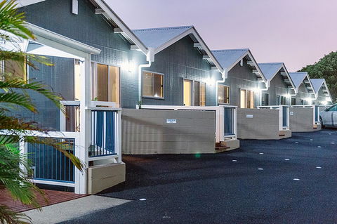 The Observatory Self Contained Apartments - Accommodation Asia 10