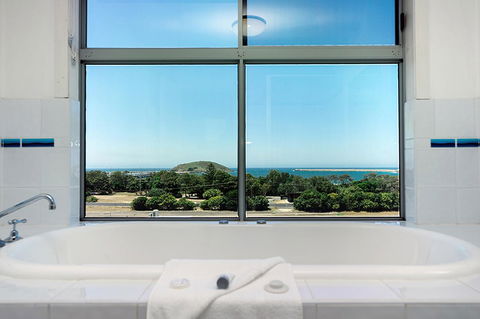 The Observatory Self Contained Apartments - Accommodation Asia 5