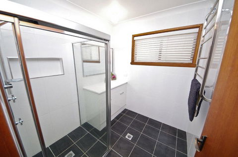 Breakaway, 11 Scott Street - Accommodation Asia 2