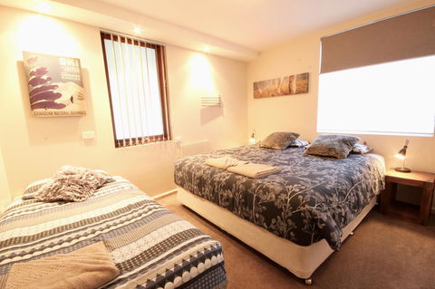 Full Circle Apartments - Accommodation Asia 8